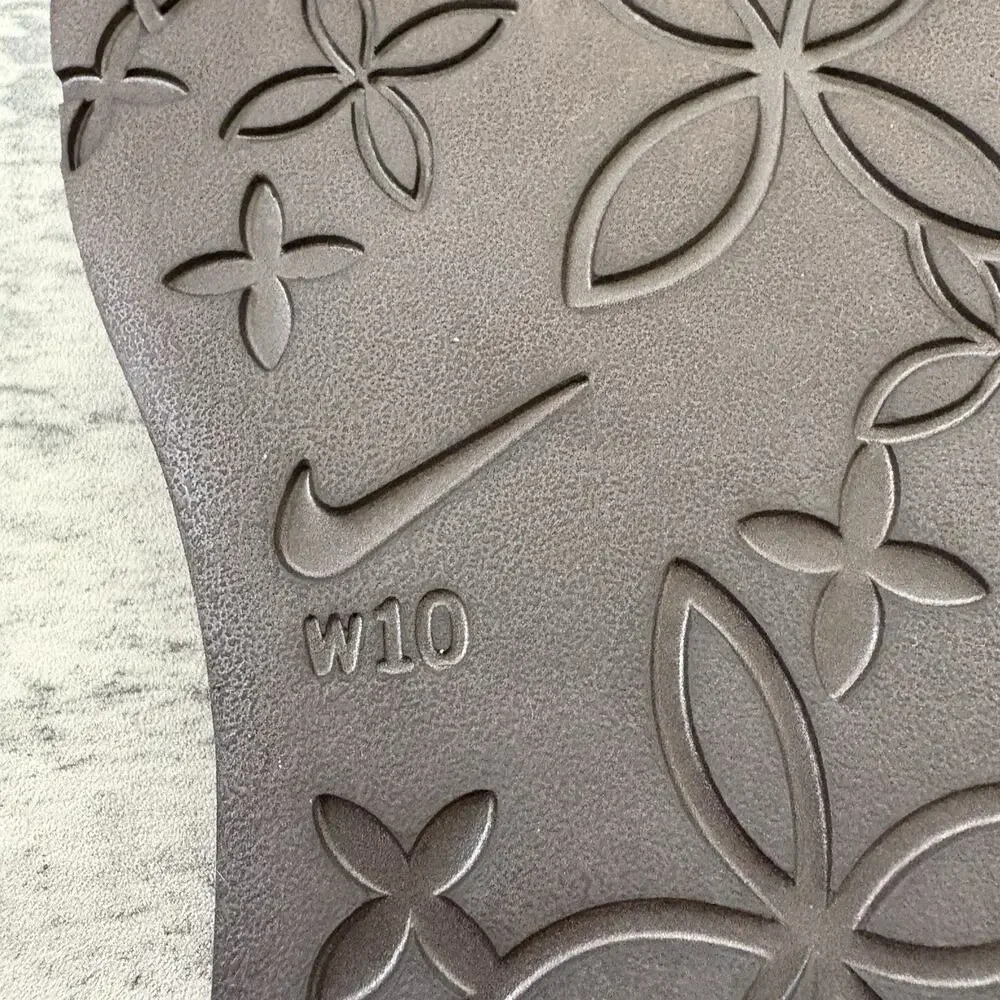 Vintage Nike Celso Thong Sandals Womens Size 10 Camo Pink Brown Y2K 314870-221